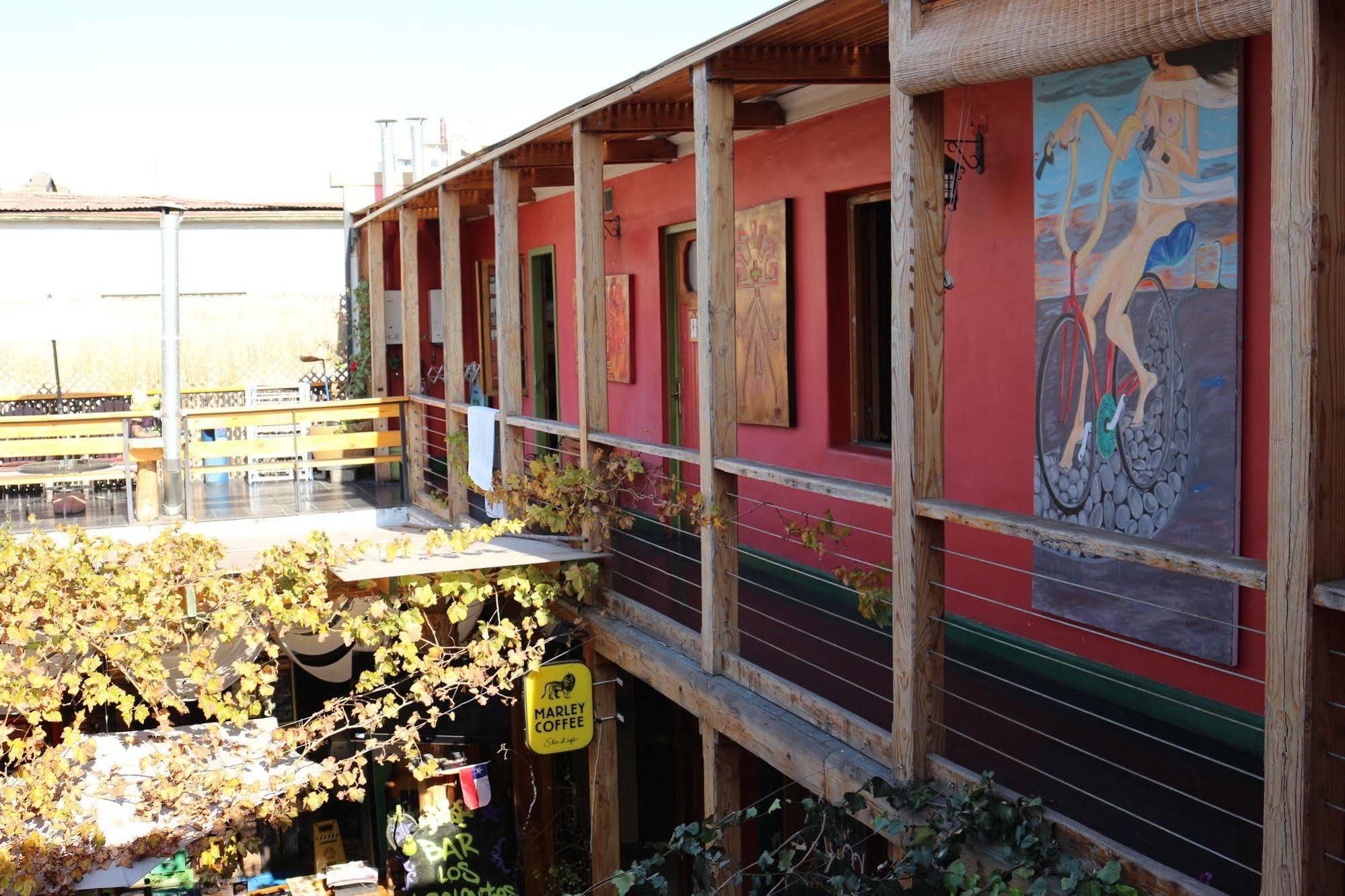 Princesa Insolente Hostel Santiago Eksteriør bilde
